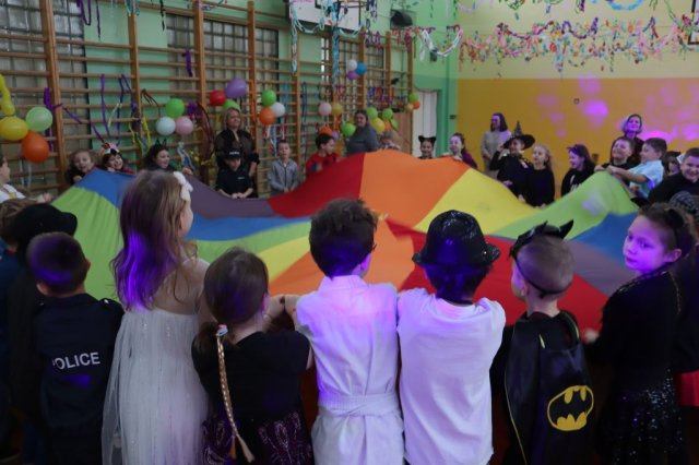 b_1024_768_0_00_images_2023_2024_WYDARZENIA_Choinka_418287737_840202221241061_2197926662153895617_n